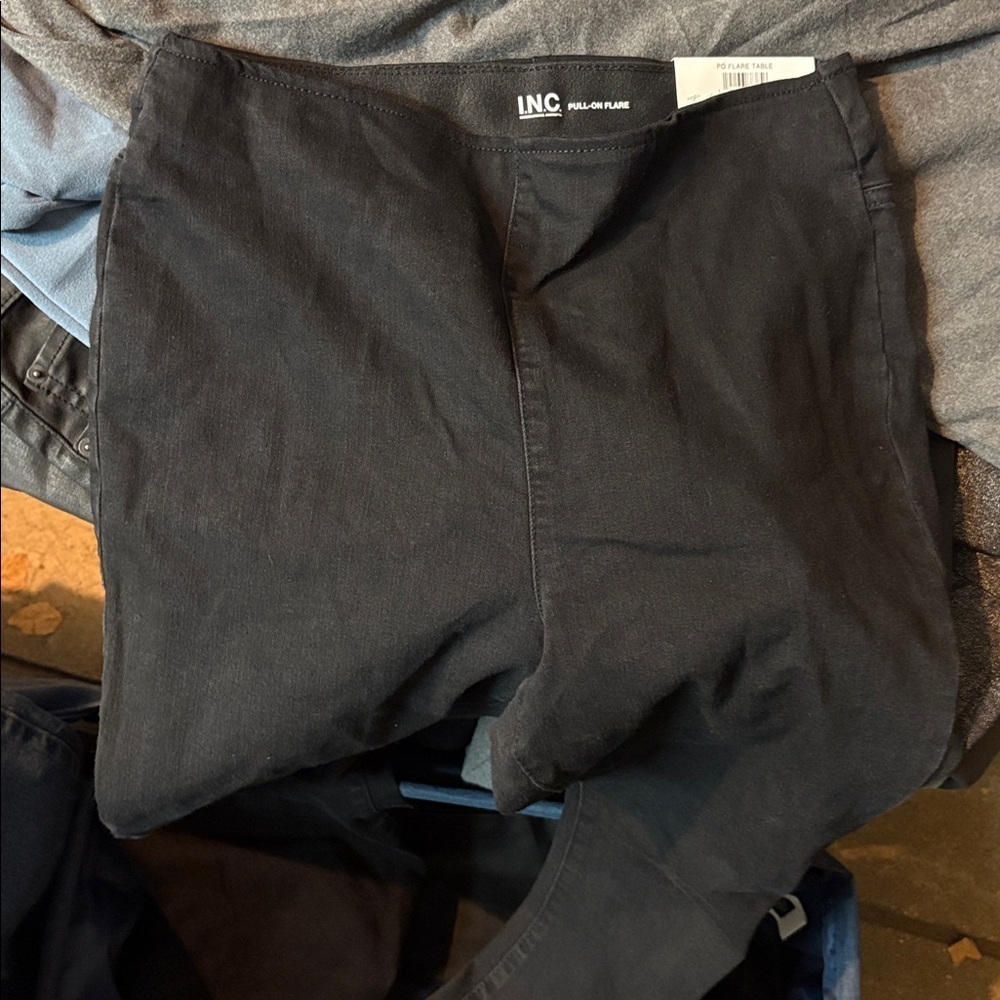 INC International Concepts Black Denim Jeans - Picture 7 of 7